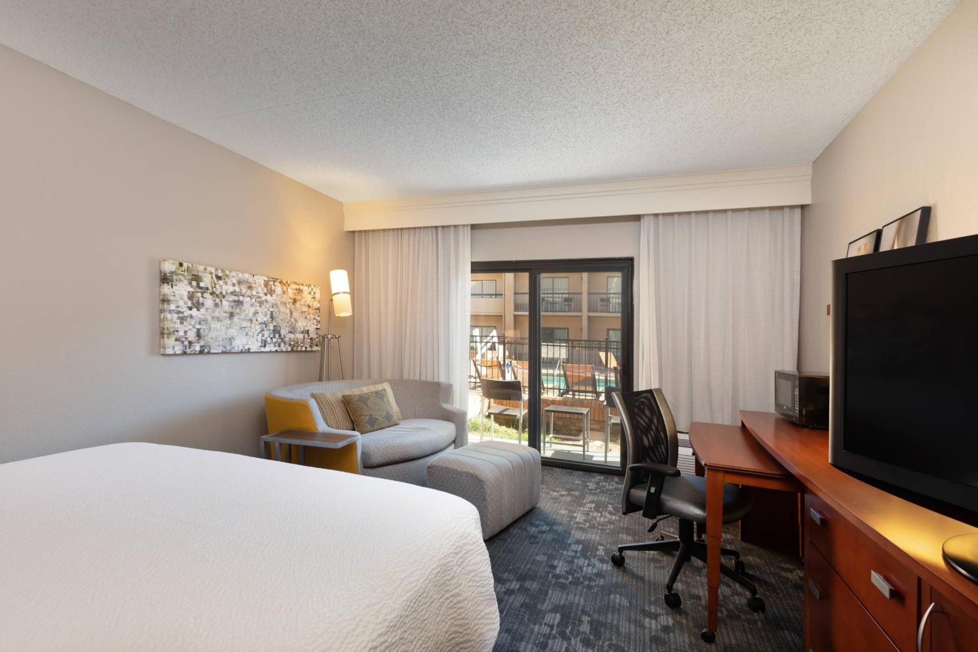 Courtyard By Marriott Dallas-Fort Worth/Bedford Esterno foto