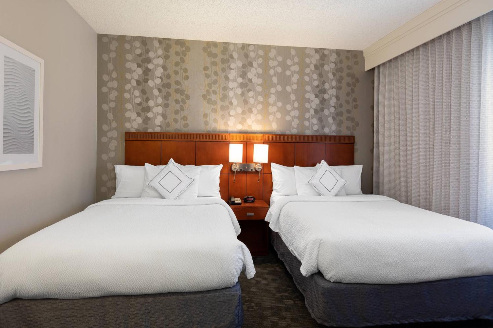 Courtyard By Marriott Dallas-Fort Worth/Bedford Esterno foto