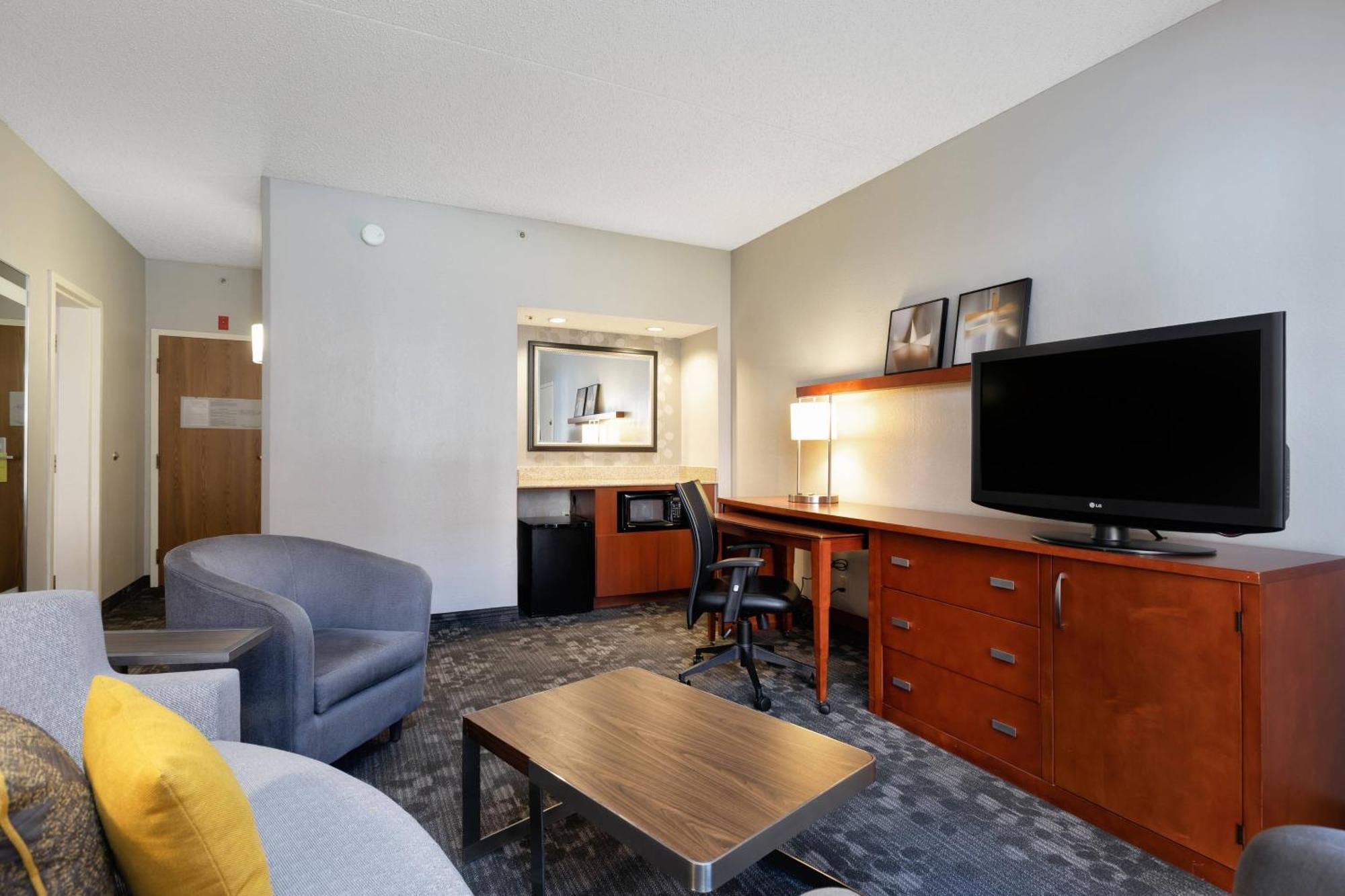 Courtyard By Marriott Dallas-Fort Worth/Bedford Esterno foto